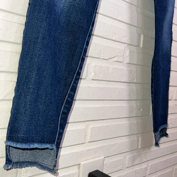 7 For All Mankind Dark Wash The Ankle Skinny Raw Hem Jeans, Women’s Size 26 - Picture 7 of 8